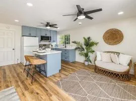Hau'ula Haven with AC- Walk to Beach & Mountain View Lanai