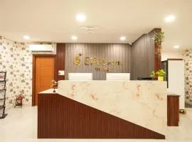 Elite Hotel HITECH