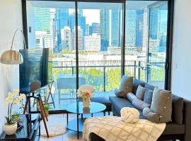 Prime 2BR Location Pool Parking BCT 1004