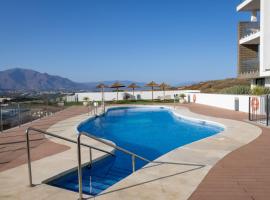Luxury apartment - Sea, Mountain, Golf - La Duquesa Manilva, ξενοδοχείο σε Manilva