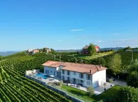 Villa Immersa Tra Le Vigne Con Piscina Riscaldata