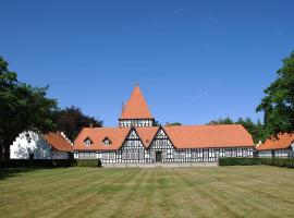 Risinge Herregård, guest house in Ullerslev