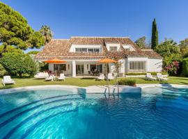 에스테포나에 위치한 호텔 Casa el Sur Beachside in Marbella