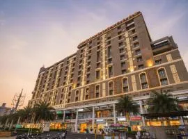 FabHotel Sapphire 83