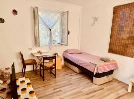 Private Guest Room with Garden Access