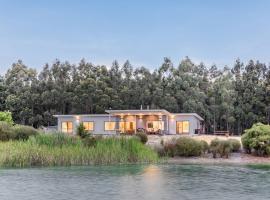 Bonnie and Piper - Lakeside and Wine Country Living, Hotel in Wilyabrup