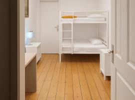 Bett im Durchgangszimmer &ndash; hostel 