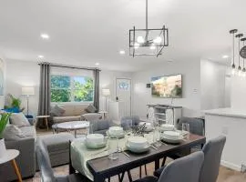 Upscale Old Town Views 3BD Lux