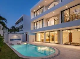New 4- bedroom Ocean Verve Villa 4 near the beach