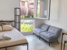 Charmant studio au calme linge et ménage inclus