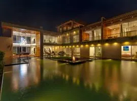 SaffronStays Grand Odyssy