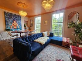 Georgian Townhouse-Old Town Margate-Sleeps 6, khách sạn ở Margate