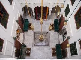 Riad Jnane Fes Medina & Luxury Palace