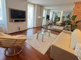 One bedroom with balcony Rue Chabaud