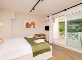 Tütsü Pension & Suites, hotel in Eskiömerler