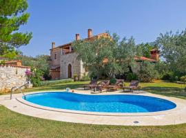 Šalvela in Šalvela (Haus für 4-6 Personen), Hotel in Vodnjan