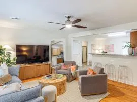 Less Than 1 Mi to Ole Miss! Serene Home with Large Yard
