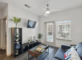 Modern 1BR near TPC Golf Free Parking and Wifi