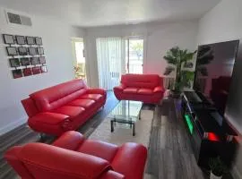 Private Balcony-Pet Friendly -City Access -Gaming