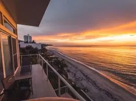 El Penthouse Suite