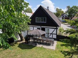 20621-Brundby-Trekanten-12, hotel in Brundby