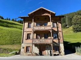 Chalet Schluechtyi