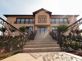 La Villa Casa