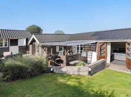 SJ304-Sjolund-Mosvigvej-29 – hotel w mieście Sjølund