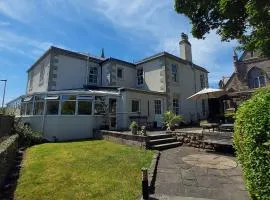 The Glenerne Guest House