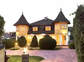 Villa Maranga