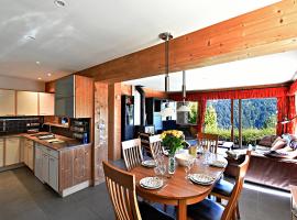 Chalet Mountain Lodge Vue imprenable, hotel en Les Gets