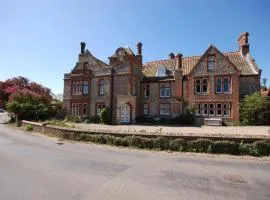 1 Abbey House