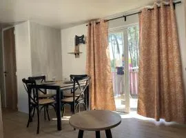 MH 399 3 chambres et 2 salles de bain entièrement équipé dans camping 4 étoiles