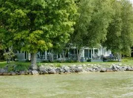 Brookhaven House