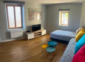 Maison cosy et calme au cœur de la Lorraine, ξενοδοχείο σε Pont-Saint-Vincent