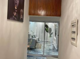 Hôtel Saphir Group, hotel v destinaci Douala