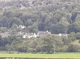 Plumtree House