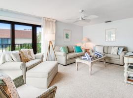 A Gulf Front Getaway，位于Anna Maria Island的酒店