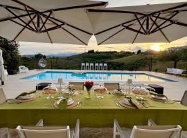 Casa Vacanze Di Luzio, готель у Пескарі