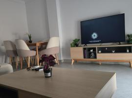 Tenes centre, hotel com estacionamento em T&eacute;n&egrave;s