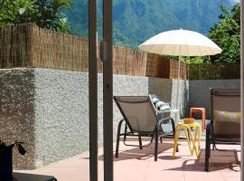 Araça Studio - Atlantic Mountain Living, Hotel in São Vicente