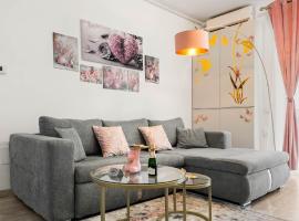 Moonlight Flower, hotel din Mamaia