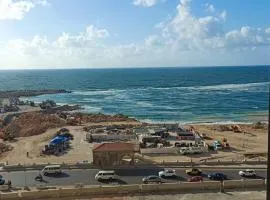 شقه فندقيه في محمد نجيب علي البحر خلف الطفوله السعيده