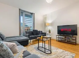 Stylish City Centre 1-Bed Apt - Balcony - Sleeps 5