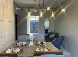 Casa 02 - Casa com 2 quartos, próximo a rodoviária e aeroporto