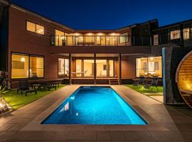 SANA伊豆大室山 -Pool Villa-, hotell i Ito