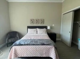 410 Modern Brand New Studio Apartment