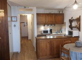 Studio confortable à Pra-Loup proche des pistes - FR-1-165A-15, hotel in Pra-Loup