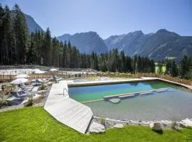 Chalet in Neukirchen 100 m ski lift