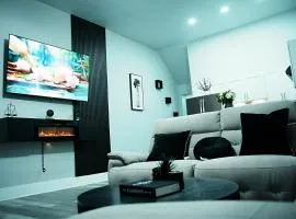 Modern Minimalist Home in the heart of Reading
